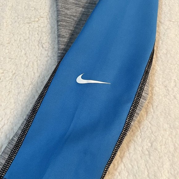 Nike One Leggings Mid-Rise Crop Length Plus Size 1X Dri-Fit Tight Fit Running - Picture 6 of 8